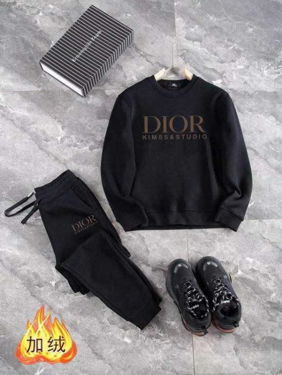 Picture of Dior Sweater Suits _SKUDiorM-4XLkdtn11338605